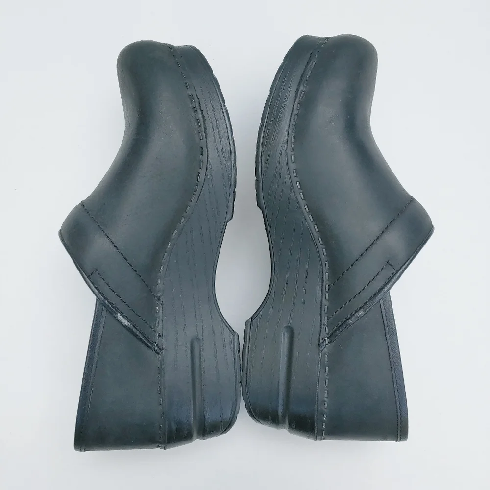 Dansko Black Leather Classic Comfort Nursing Clogs Shoes Sz 37 - Picture 6 of 9